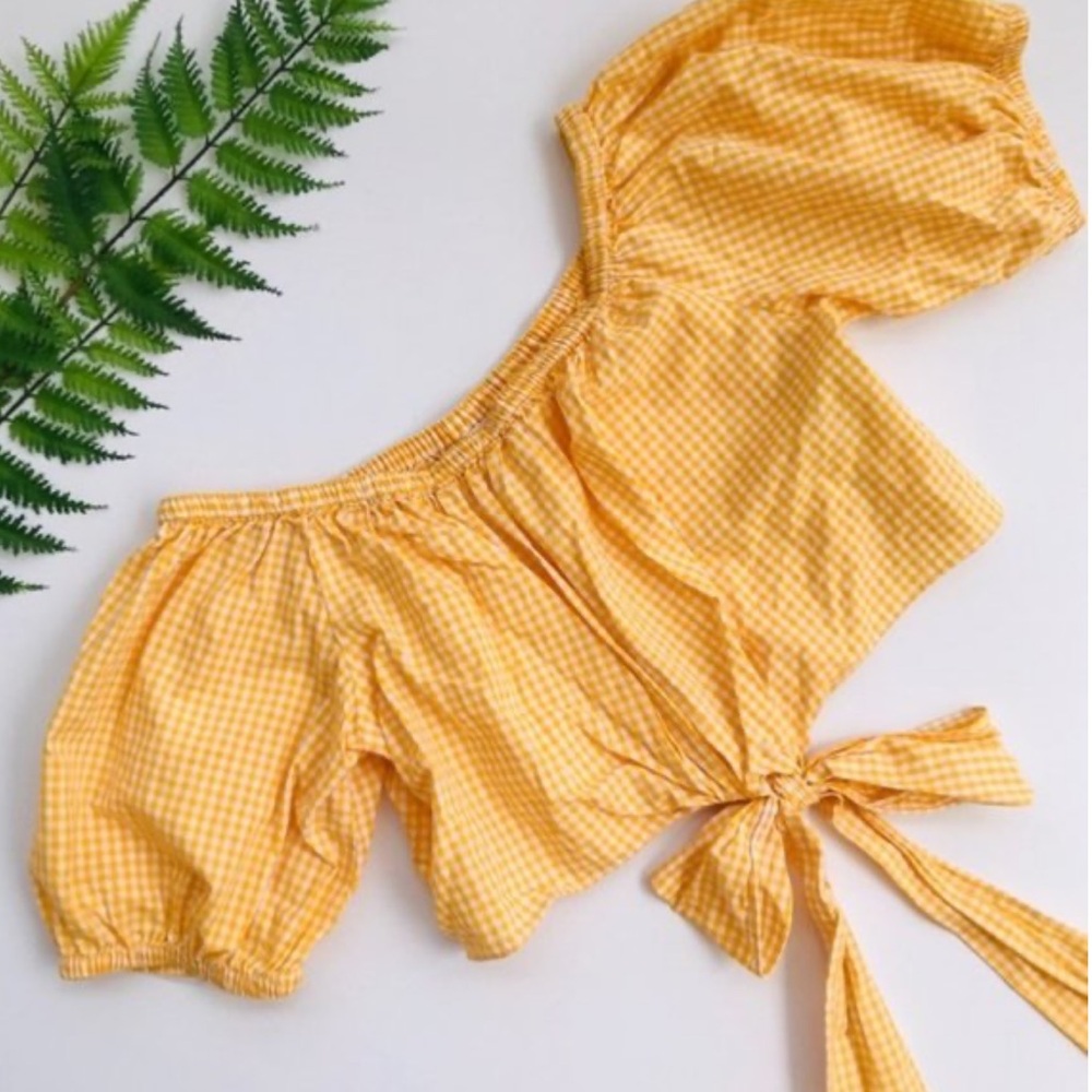 Zara Trafaluc yellow & white gingham plaid tie-front top